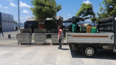 Bandırma Belediye ekipleri vatandaşların yaz ayını huzur ve sağlıkla geçirmeleri