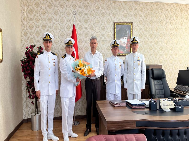 Gönen’de Sahil Güvenlik’in 42’nci yılı kutlandı Bandırma Sahil Güvenlik Komutanı Yüzbaşı Mert Yıldırım, Sahil Güvenlik’in 42’nci