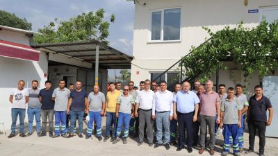 Gönen Belediye Başkanı İbrahim Palaz, Kurban Bayramı kapsamında belediye personeli