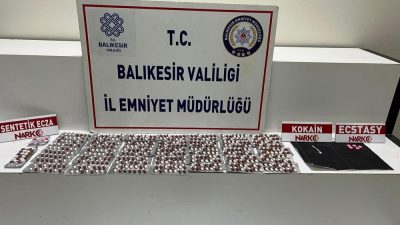  Edremit ve Ayvalık ‘ta Balıkesir İl Emniyet Müdürlüğü Narkotik ekipleri