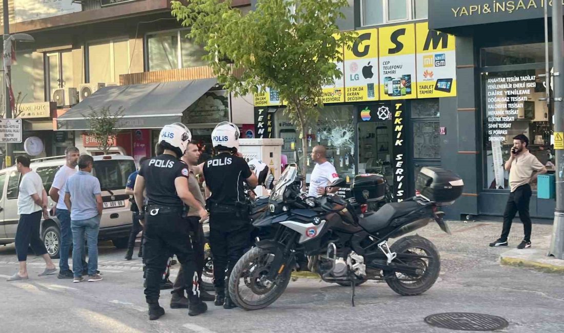 Bandırma’da husumetlisinin dükkanını taşlayan şahıs tutuklandı Bandırma’da bir işletmede alacak verecek tartışması nedeniyle çıkan kavga sonucu