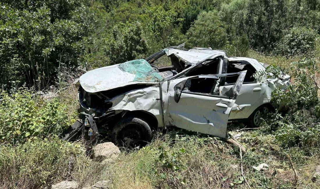 Dursunbey-Kütahya yolunda kaza: 2 ölü Dursunbey-Kütahya yolunda meydana gelen kazada 2 kişi hayatını kaybetti. Edinilen
