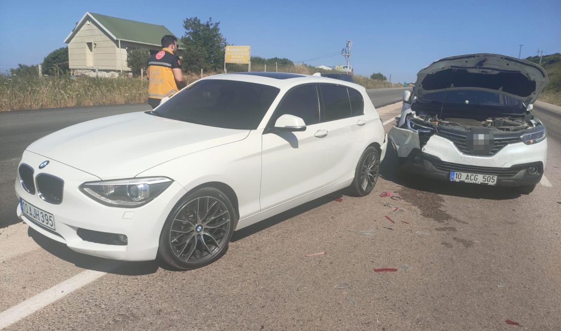 Bandırma’da zincirleme kaza: 2 kişi yaralandı Bandırma, Erdek kara yolunda meydana gelen zincirleme trafik kazasında 2