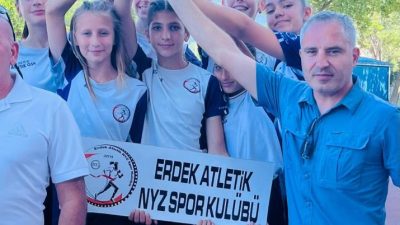  Erdek Atletik NYZ Spor Kulübü sporcuları Bursa’da düzenlenen atletizim yarışmasında