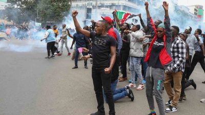 Kenya&rsquo;da h&uuml;k&uuml;metin vergi yasasına karşı &uuml;lke genelinde d&uuml;n ger&ccedil;ekleştirilen protestolarda