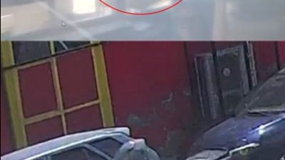 KÜÇÜKÇEKMECE'DE, KİMLİĞİ BELİRSİZ BİR MOTOSİKLET SÜRÜCÜSÜ YOLUN KARŞISINA GEÇEN KADINI