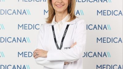 Yanlış ve bilin&ccedil;siz kozmetik &uuml;r&uuml;n kullanmak ve makyajda hijyene dikkat