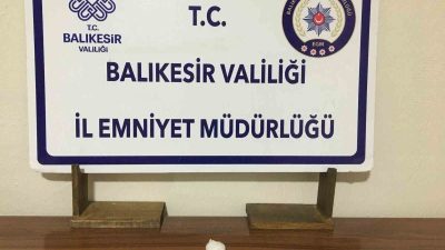 Gönen’de uyuşturucu madde taşıdığı ihbar edilen 2 şüpheli polis ekiplerince