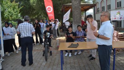 Sındırgı’da “Çevreme Duyarlıyım, Değerlerime Sahip Çıkıyorum” ÇEDES projesi yılsonu etkinliği