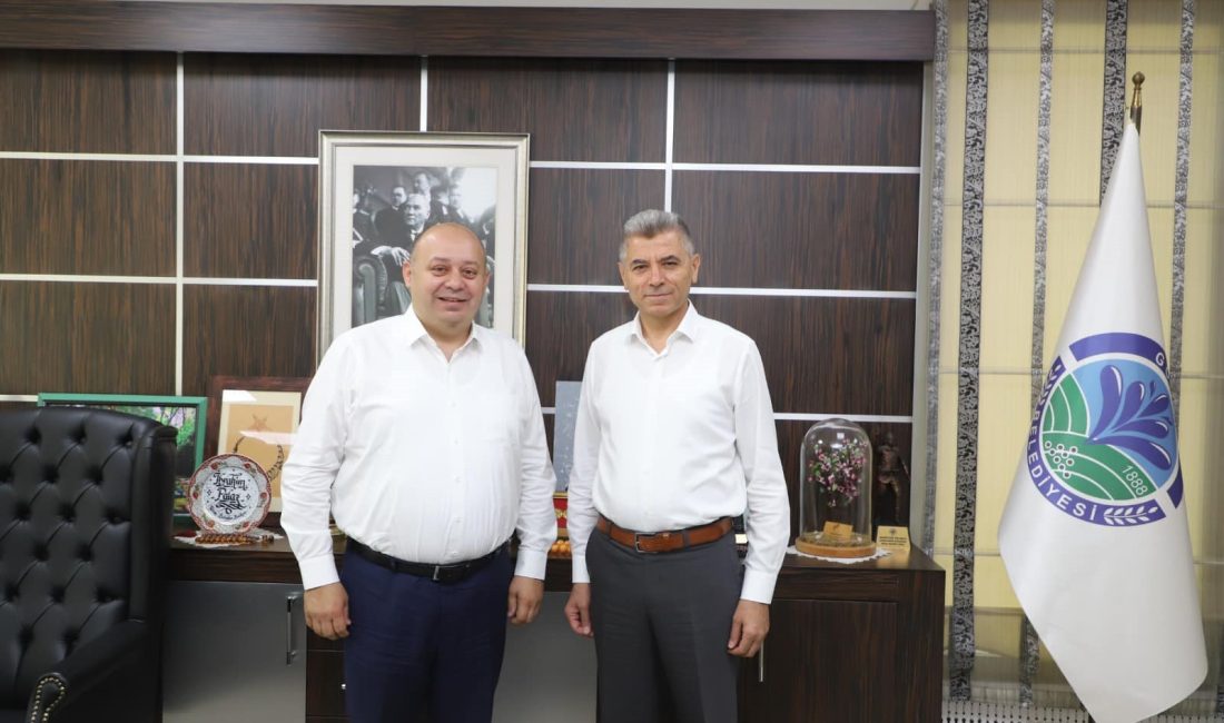 Palaz, Kaymakam Yurt’a emekleri için teşekkür etti Görevine İstanbul Eyüpsultan da devam edecek olan Gönen Kaymakamı Dr.