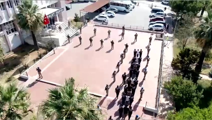 Tefecilik çetesine İHA destekli 510 jandarmanın katılımıyla operasyon Jandarma Genel Komutanlığı KOM Daire Başkanlığı, Balıkesir İl Jandarma Kaçakçılık