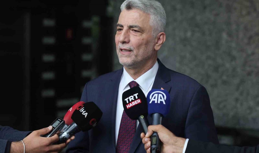 Bakan Bolat: “13,5 ay içinde 7 bin 281 vakada toplam 35,5 milyar TL değerinde yasadışı mal geçişi engellenmiştir” Ticaret Bakanı Ömer Bolat, “1 Haziran 2023 tarihinden bugüne kadar