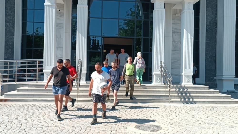 Kazdağları Şahin Deresi Kanyonunda mahsur kalan dağcılar yaşadıklarını anlattı Şahin Dere Kanyonunda mahsur 10 kişi jandarma tarafından helikopter destekli