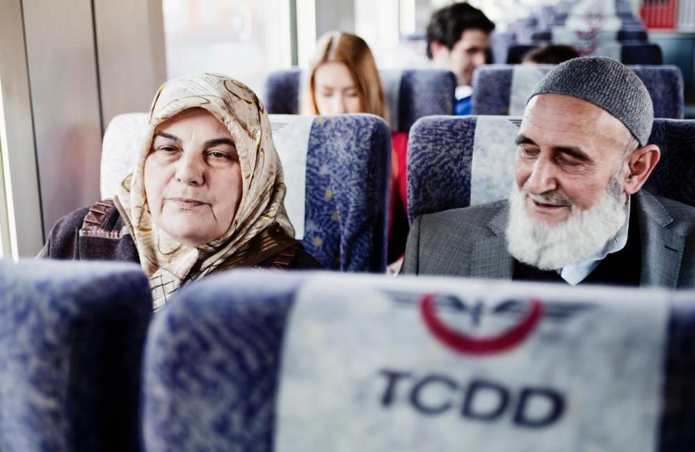 “98 bin 200 emekli trenlerdeki indirim kampanyasından faydalandı” Ulaştırma Ve Altyapı Bakanı Abdulkadir Uraloğlu, “Yaşa bakılmaksızın emekli vatandaşlarımıza