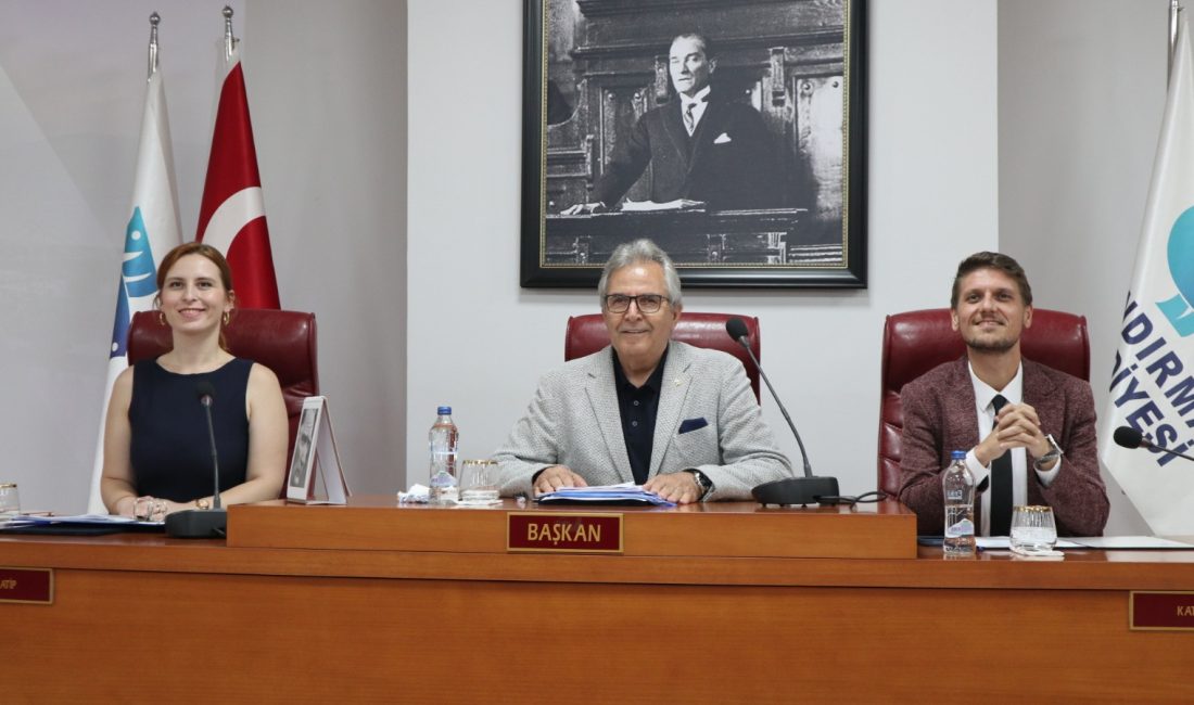 Bandırma Belediyesi’nden reklam fiyatlarına güncelleme Bandırma Belediye Meclisi temmuz ayı olağan toplantısında belediyeye ait açık