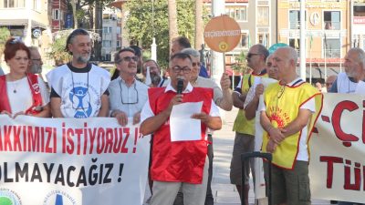 Bandırma’da emekli sendikaları, artan enflasyon ve yaşadıkları geçim sıkıntısına dikkat