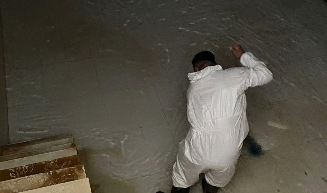 BASKİ Bandırma’da içme suyu depolarını temizledi BASKİ ekipleri, halk sağlığının korunması amacıyla Bandırma ve 6 ilçede