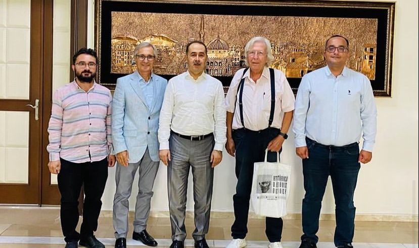 Bandırma Kaymakamı Engin Aksakal’ı ziyaret eden BAOP, kamu yararına yapılabilecek