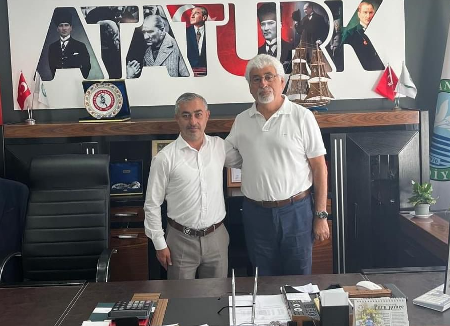 CHP Yurt Dışı Örgütlenmelerden Sorumlu PM Üyesi Mehmet Tüm ve