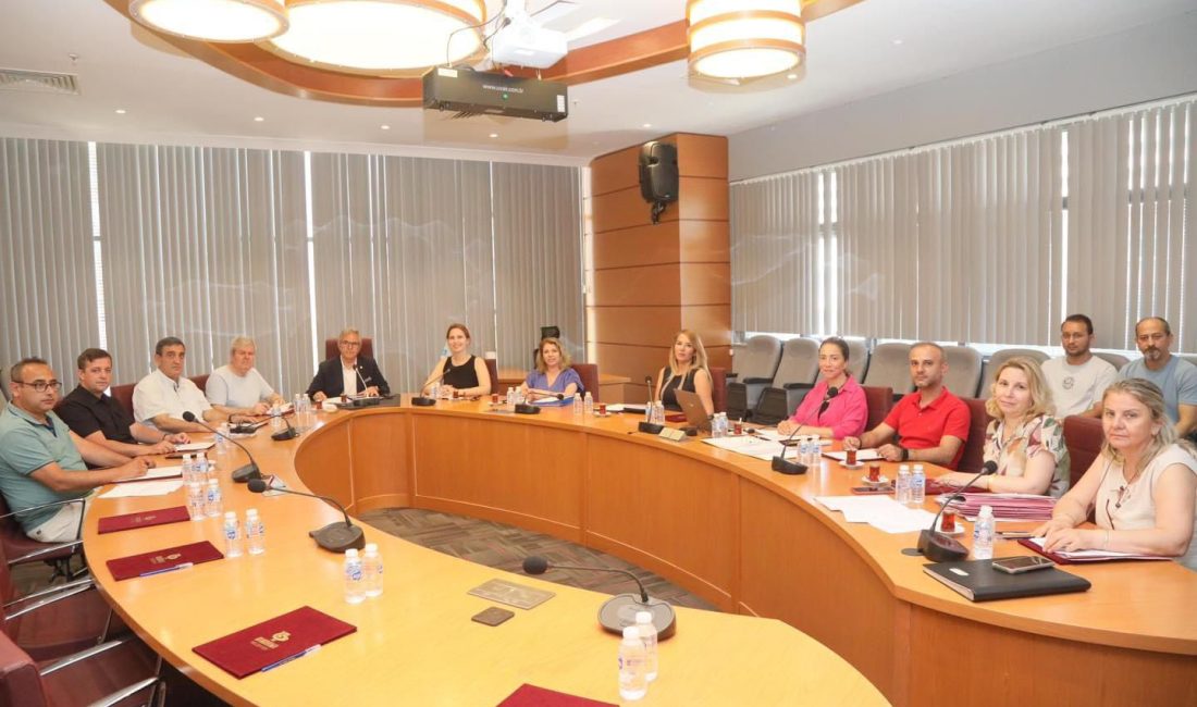 Bandırma için yeni kararlar masaya yatırıldı Bandırma Belediyesi, encümen toplantısında verilen hizmetleri ve çalışmaları ele alarak