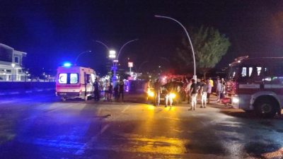 Ayvalık’ta, iki aracın karıştığı kazada 2 kişi yaralandı. Edinilen bilgiye