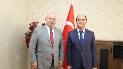 Gönen Kaymakamlığı görevine atanan Ahmet Altıntaş’ı makamında ziyaret eden Belediye