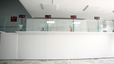 İkinci el otomobil piyasası durma noktasına geldi. Noterlerde araç satışı