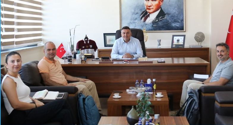 Bandırma’da zeytin üretiminin sürdürülebilirliği ele alındı Anadolu’da Zeytin Üreticisi Toplulukların Güçlendirilmesi Projesi kapsamında BTO Başkanı Adem