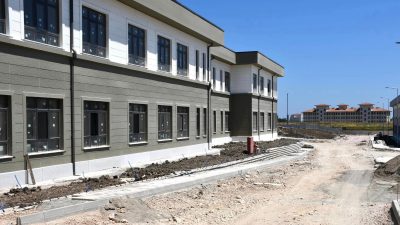 Balıkesir Gençlik ve Spor İl Müdürü Adem Özalp, Bandırma’da yapım