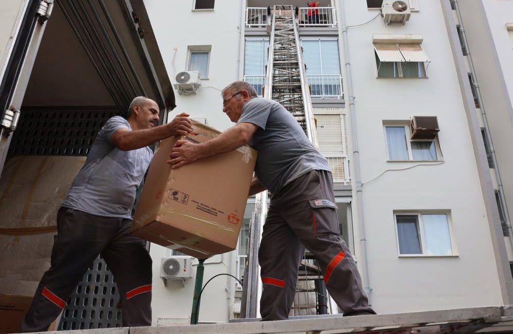 Nakliye fiyatları cep yakıyor Şehir içi ve şehir dışı nakliye fiyatları son aylarda tırmanışa