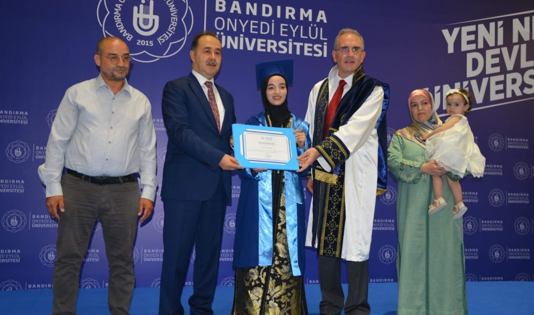 Bandırma Onyedi Eylül Üniversitesi (BANÜ) 2023-2024 eğitim-öğretim yılı Mezuniyet Töreni