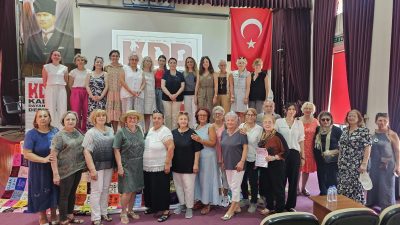 Bandırma Kadın Dayanışma Derneği’nin düzenlediği genel kurulda Başkan Nilgün Germiyan