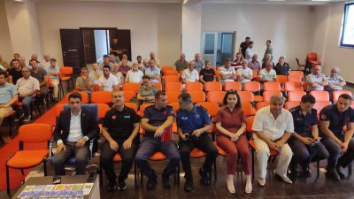 Balıkesir İl Afet Durum Müdürlüğü (AFAD) personeli tarafından Balıkesir’in Manyas