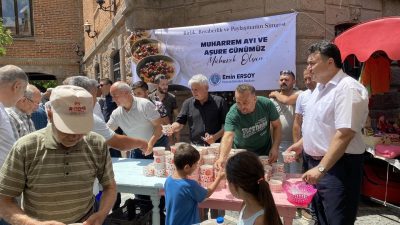 Balıkesir&rsquo;in Havran Belediyesi tarafından aşure hayrı yapıldı. Hayra vatandaşlar b&uuml;y&uuml;k