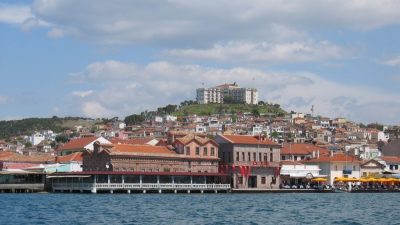 Ayvalık’ta efsanevi belediye başkanı Ahmet Tüfekçi’ye İl Jandarma Komutanı Nurettin
