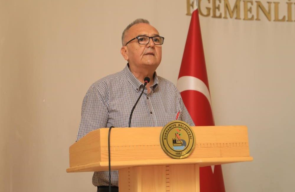 Burhaniye Kent Konseyi Başkanı Hasan Metin oldu Burhaniye’de yerel seçimlerin yapılmasının ardından ilk 3 ay içerisinde işlerlik