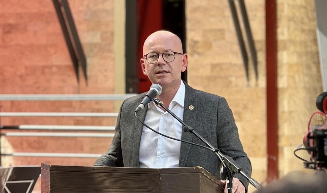CHP BALIKESİR MİLLETVEKİLİ SERKAN SARI:UÇAK İNMEYEN HAVAALANINA 2 YILDA 112 MİLYON LİRA HARCANDI CHP Balıkesir Milletvekili Serkan Sarı, 5,5 yıldır tarifeli uçağın inmediği