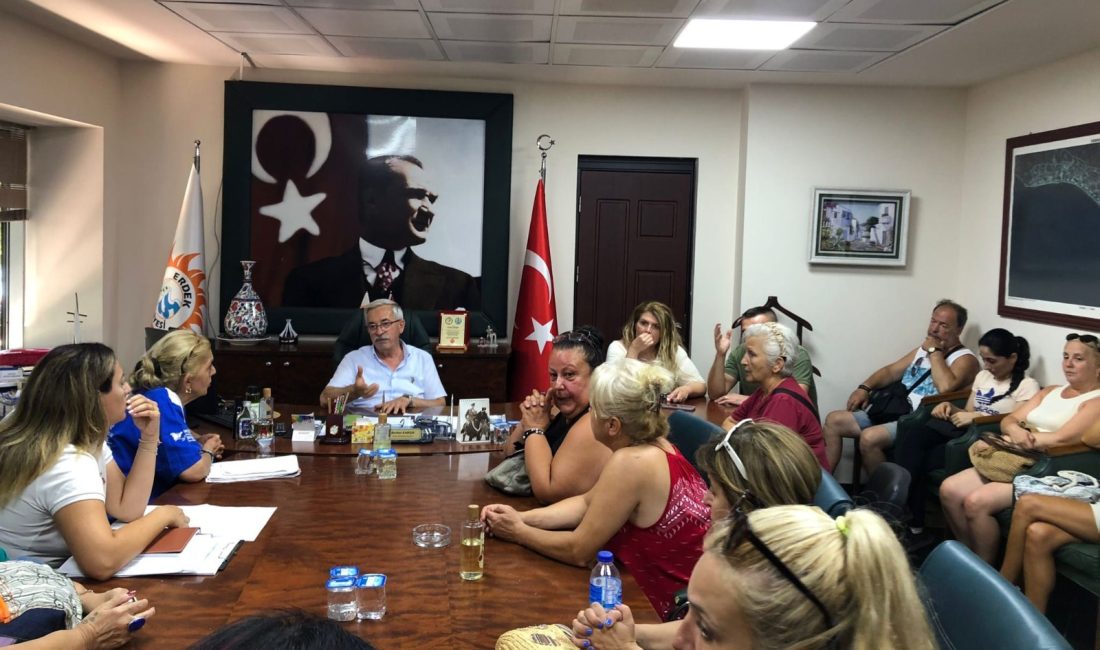 Başkan Karışık’tan hayvanseverlere müjde Erdek Belediye Başkanı Burhan Karışık, hayvanseverler ile bir araya gelerek