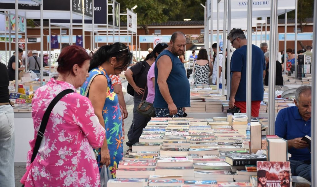 6. Edremit Kitap Fuarı sona erdi 6. EDREMİT KİTAP FUARI SONA ERDİ