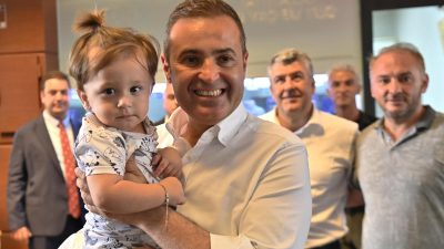 Büyükşehir Belediye Başkanı Ahmet Akın, Karesi Belediye Başkanı Mesut Akbıyık