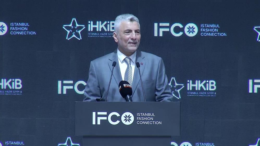Bakan Bolat: “İhracatçıya 5 milyar liralık ek destek veriyoruz” Ticaret Bakanı Ömer Bolat, “Bakanlığın tüm bütçesi, teşkilatı ve mevzuatıyla
