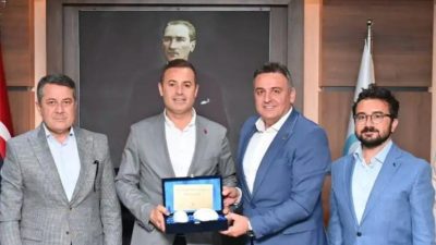 Bandırma Ticaret Odası Yönetim Kurulu Başkanı Adem Yılmaz ve beraberindeki