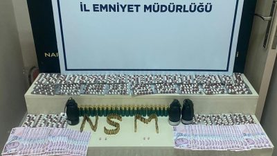 Bandırma’da gerçekleştirilen uyuşturucu operasyonunda 2 kişi gözaltına alınırken çok sayıda