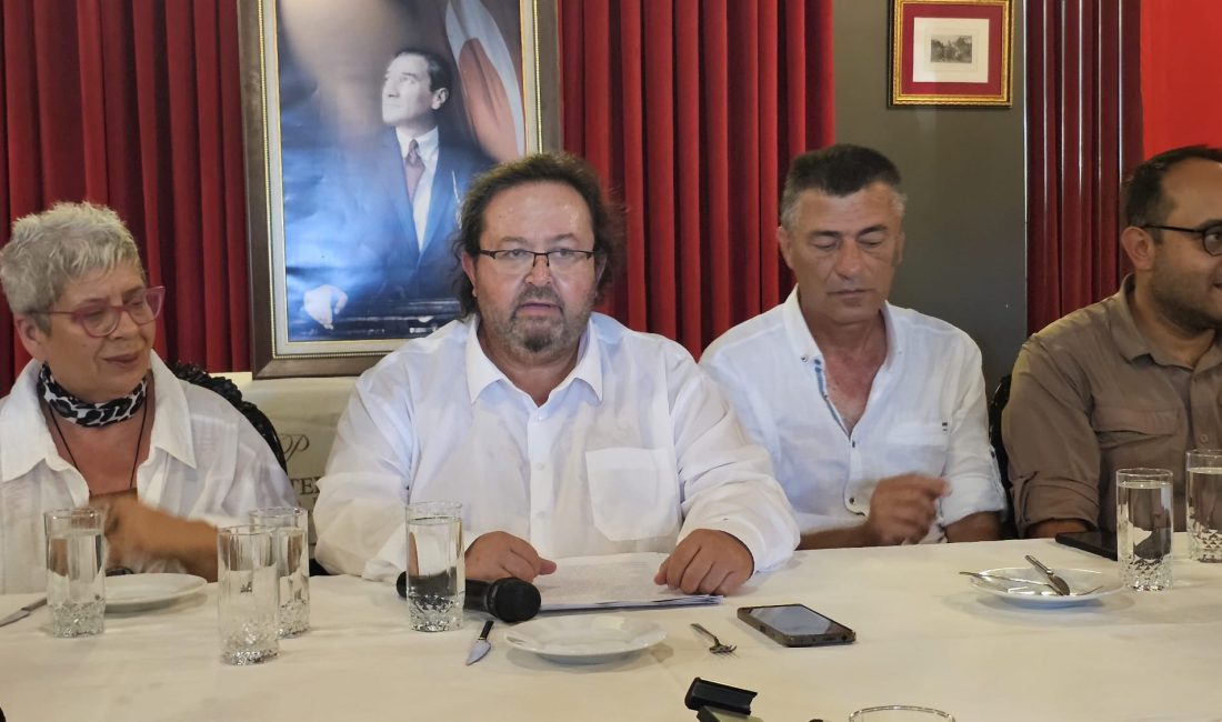 Bandırma Kent Konseyi Başkan Adayı olduğunu açıklayan Dr. Murat Ergöz,