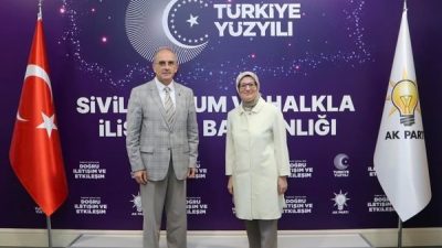 AK Parti Balıkesir Milletvekili Belgin Uygur ile bir araya gelen