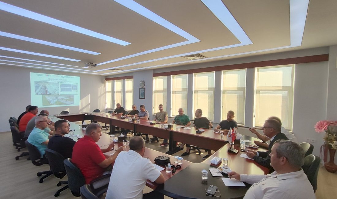 BTB’de borsa faaliyetleri masaya yatırıldı Bandırma Ticaret Borsası, borsa üyeleriyle gerçekleştirdiği toplantıda faaliyetler ve projeleri