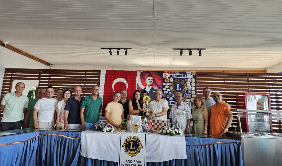 Bandırma Lions Kulübü’nden Eğitime Destek İçin Kahvaltı ve Tavla Turnuvası Bandırma Lions Kulübü tarafından ihtiyaç sahibi öğrencilerin eğitimine destek olmak