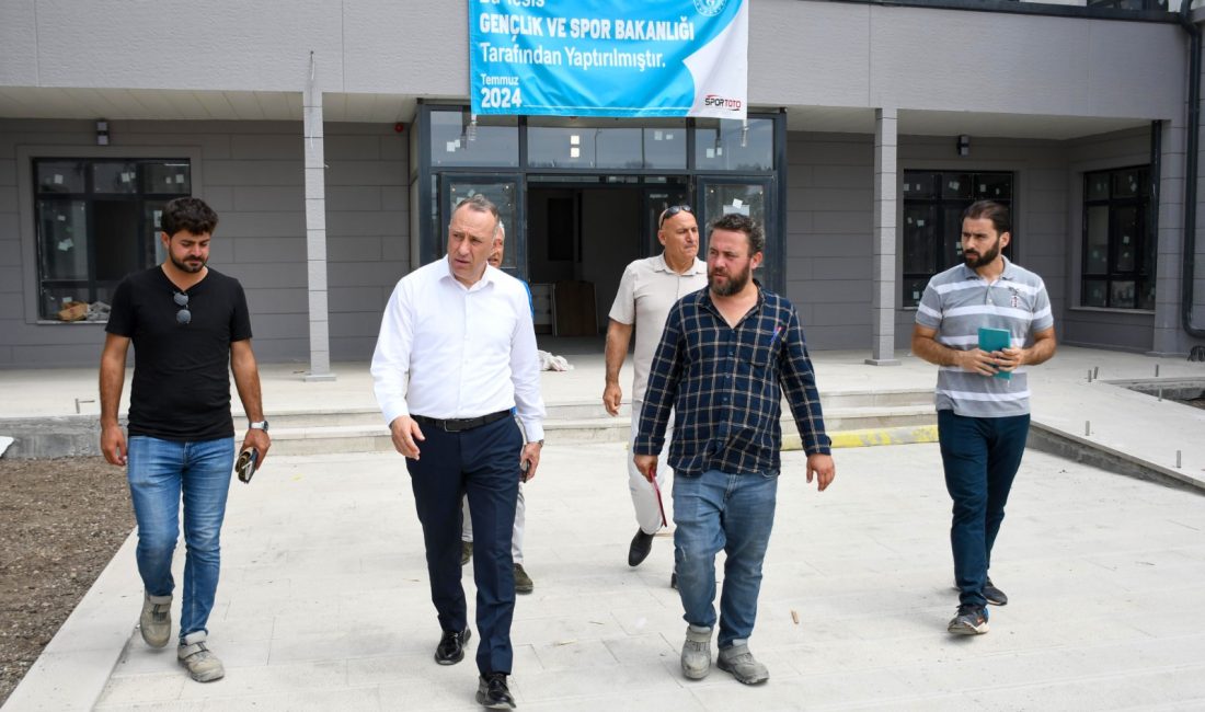Bandırma’da yapımı devam eden bin 198 kişilik yurt inşaatını ziyaret
