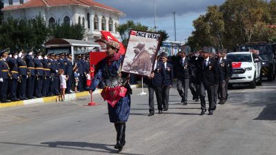 30 Ağustos Zafer Bayramı, Bandırma’da düzenlenen resmi tören ile kutlandı.