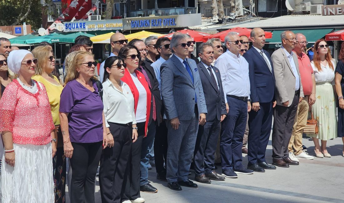 Bandırma’da 30 Ağustos zaferine alternatif kutlama Bandırma’da 30 Ağustos Zafer Bayramı’nın 102’nci yıl dönümü dolayısıyla resmi